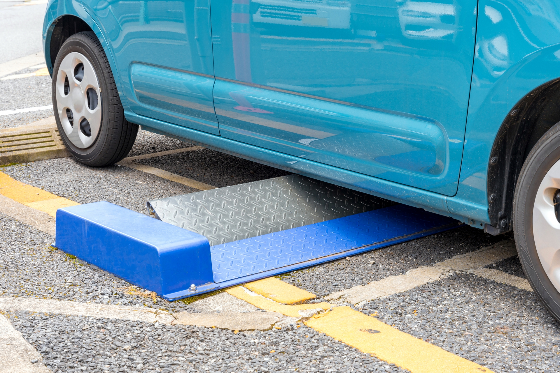 コインパーキングの不正出庫（料金未払い）は犯罪！不正利用の防止策や対処法を解説 - タイムパーキング